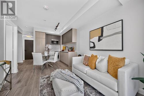 1717 - 108 Peter Street, Toronto, ON 