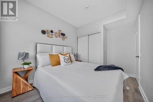 1717 - 108 Peter Street, Toronto, ON 