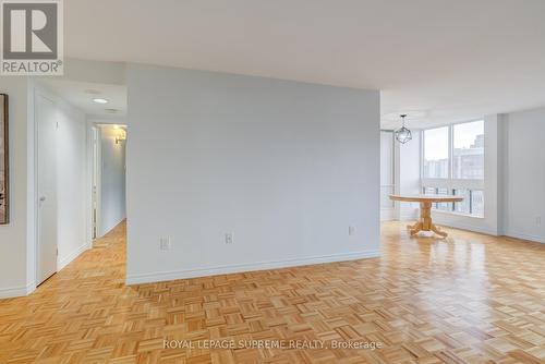 1804 - 5 Kenneth Avenue, Toronto, ON 