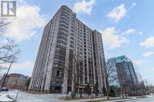 1804 - 5 Kenneth Avenue, Toronto, ON 