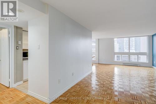 1804 - 5 Kenneth Avenue, Toronto, ON 