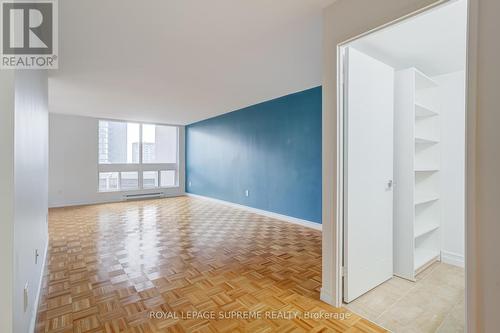 1804 - 5 Kenneth Avenue, Toronto, ON 