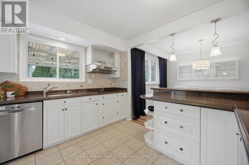 2452 Yarmouth Crescent, Oakville, ON 