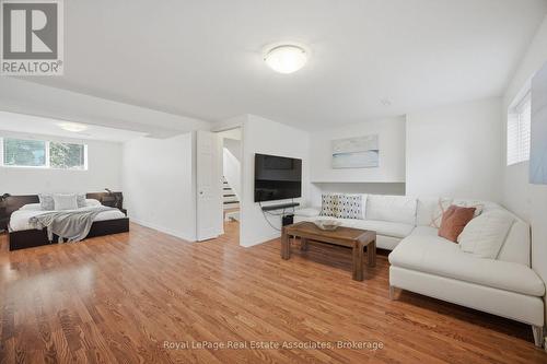 2452 Yarmouth Crescent, Oakville, ON 