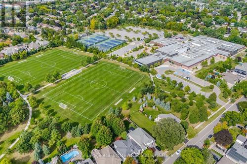 2452 Yarmouth Crescent, Oakville, ON 