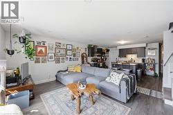 Upper floor unit: 2 levels (#3) - 