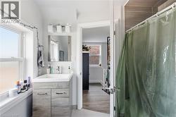 Upper floor unit: 2 levels (#3) - 