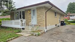 106 KIMBERLY CRESCENT Kitchener, ON N2E 1C9