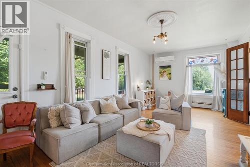 136 King Street South, Highgate, ON 