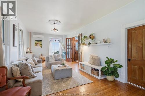 136 King Street South, Highgate, ON 