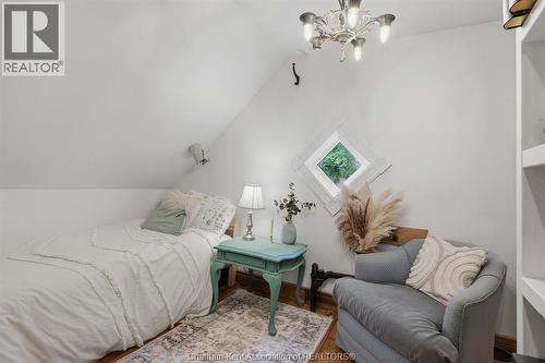 136 King Street South, Highgate, ON 