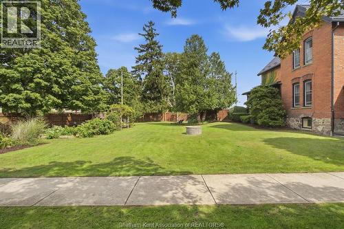 136 King Street South, Highgate, ON 