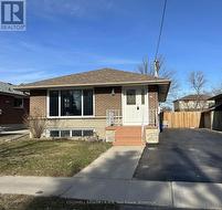 MAIN - 125 CABOT STREET Oshawa (Vanier), ON L1J 5R8