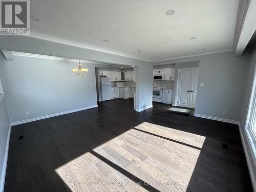 MAIN - 125 CABOT STREET , Oshawa (Vanier), Ontario L1J 5R8 4