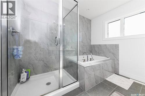 106 Kenaschuk Crescent, Saskatoon, SK 