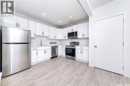 106 Kenaschuk Crescent, Saskatoon, SK 