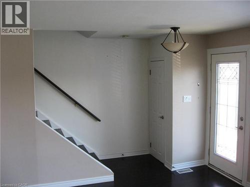 Foyer entrance - 124 Avalon Place, Kitchener, ON 