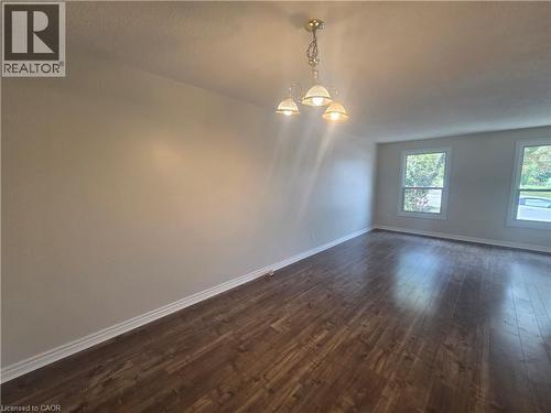881 LAWRENCE Road Unit# Upper Level , Hamilton, Ontario L8K 2A4 4