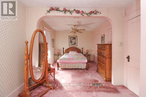 PRIMARY BEDROOM COULD BE PUT BACK TO 2 BEDROOMS - 523 Armour Road, Peterborough (Ashburnham Ward 4), ON 
