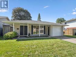35 CROSBY DRIVE Kitchener, ON N2B 2K9