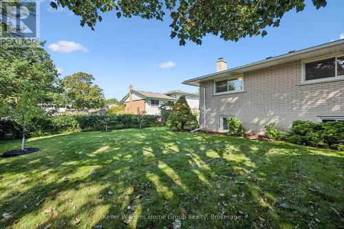 35 Crosby Drive, Kitchener, ON 
