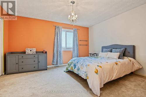 71 Linda Drive, Cambridge, ON 