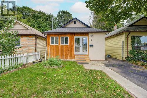 7 Emmott Avenue, Toronto, ON 