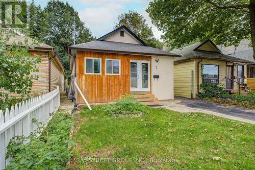 7 Emmott Avenue, Toronto, ON 