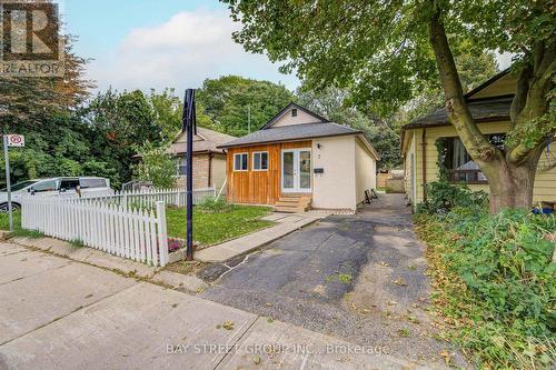 7 Emmott Avenue, Toronto, ON 