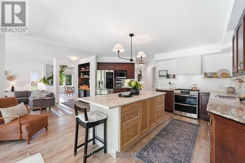 125 West Ridge Drive, Ottawa, ON 