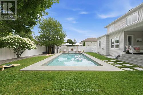 125 West Ridge Drive, Ottawa, ON 