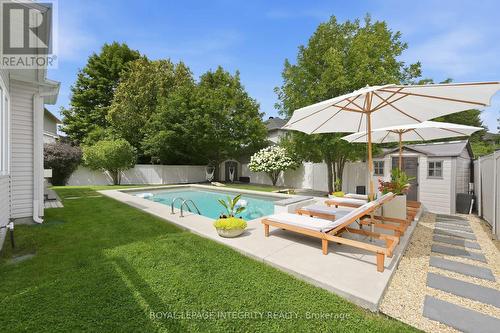 125 West Ridge Drive, Ottawa, ON 