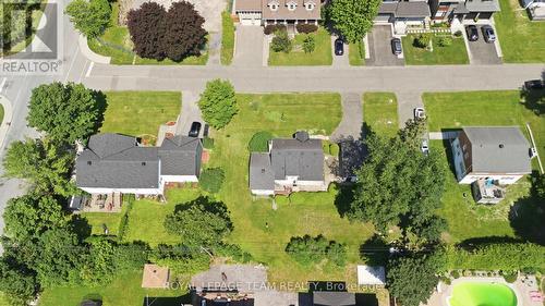 84 Rita Avenue, Ottawa, ON 