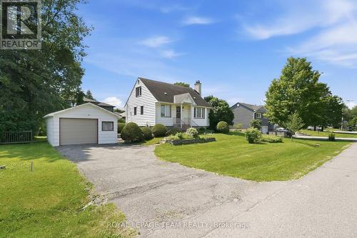 84 Rita Avenue, Ottawa, ON 