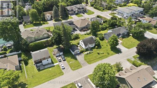 84 Rita Avenue, Ottawa, ON 