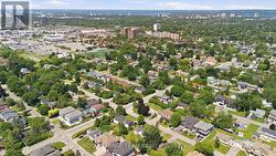 A 5-Minute Walk to Algonquin College - 