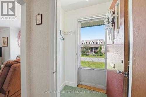 84 Rita Avenue, Ottawa, ON 