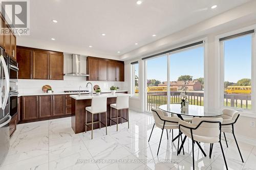 33 Bill Guy Drive, Georgina, ON 