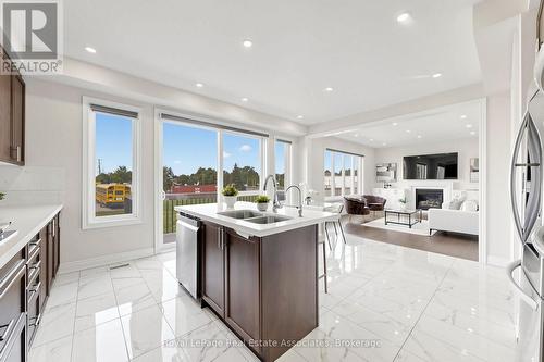 33 Bill Guy Drive, Georgina, ON 