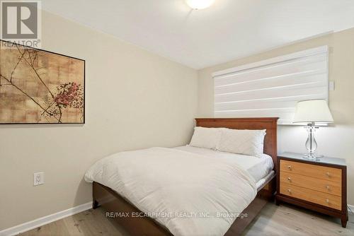 20 St. Charles Drive, Thorold, ON 