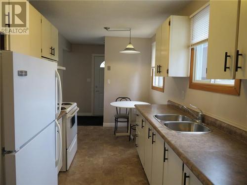880 Woodbine Avenue, Sudbury, ON 