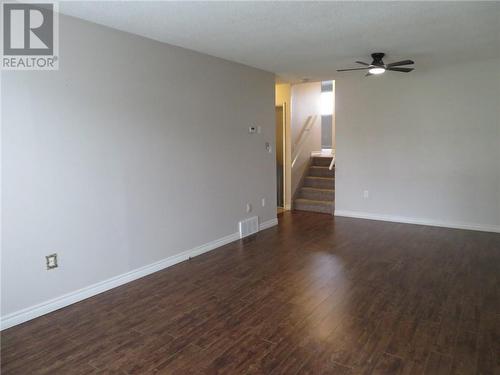 880 Woodbine Avenue, Sudbury, ON 