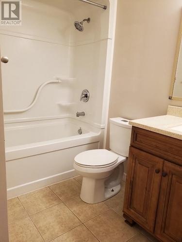 880 Woodbine Avenue, Sudbury, ON 