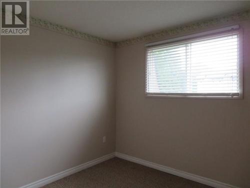 880 Woodbine Avenue, Sudbury, ON 