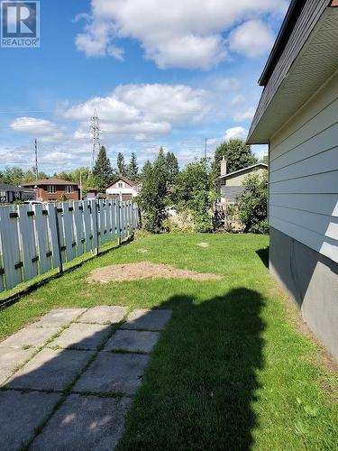 880 Woodbine Avenue, Sudbury, ON 