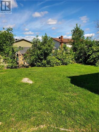 880 Woodbine Avenue, Sudbury, ON 