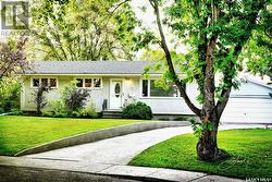 321 Winnipeg AVENUE N Saskatoon, SK S7L 3P3