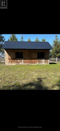 23999 Mayfair Road, Adelaide Metcalfe, ON 