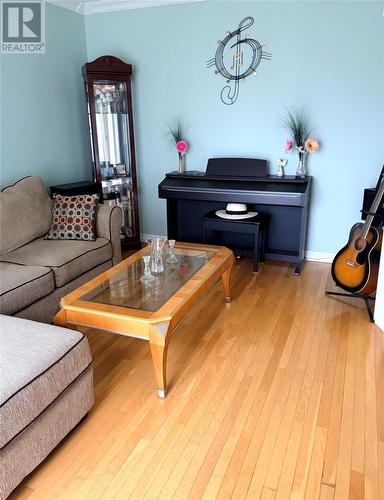 Den - 379 Grenfell Heights, Grand Falls-Windsor, NL 