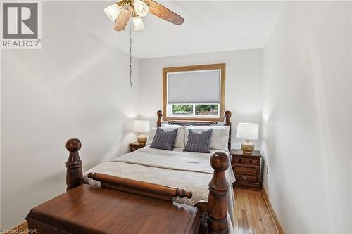 17 Tuxedo Avenue S, Hamilton, ON 